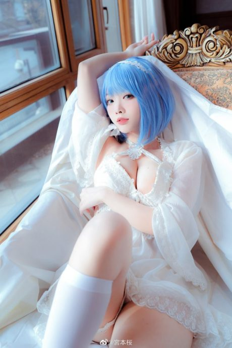 宫本桜恰巴耶夫COSER：诠释碧蓝航线白骑兵的性感与优雅-cos图咖